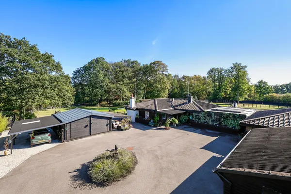 Broadbridge Lane, Smallfield, Horley, Surrey, RH6