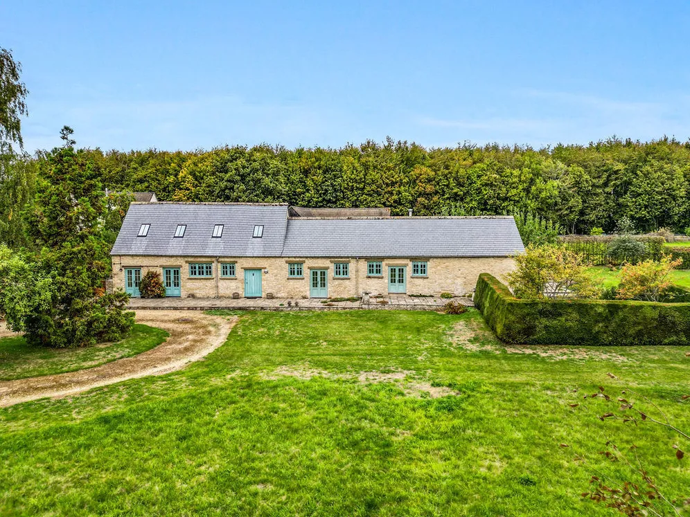 Leighterton, Tetbury, GL8 photo 2