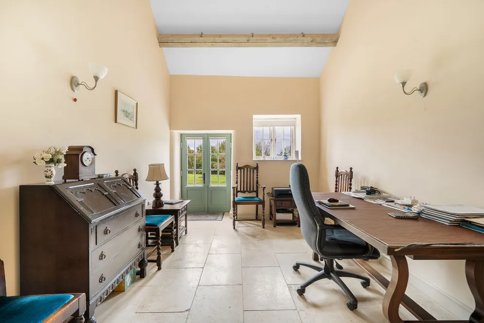 Leighterton, Tetbury, GL8 photo 8