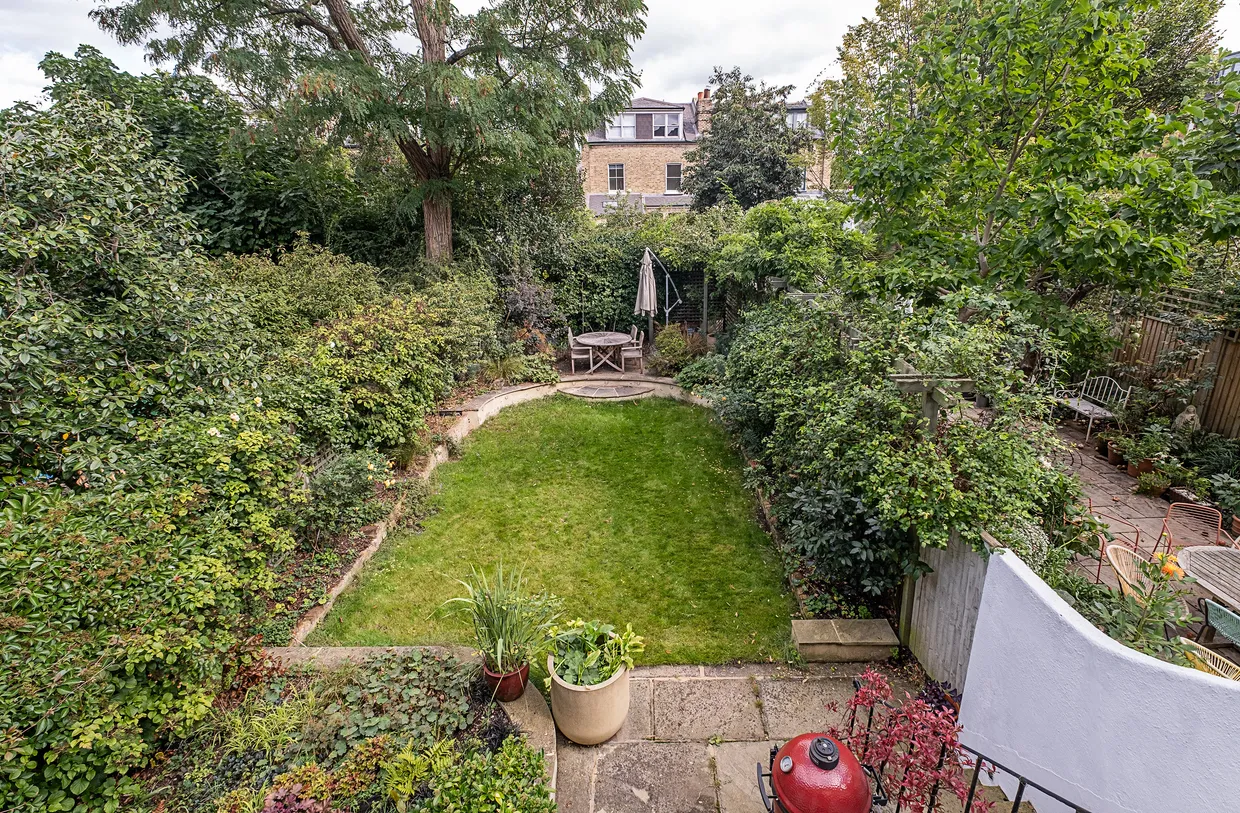 Gauden Road, London, SW4 photo 32