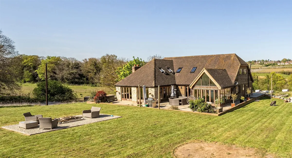 New Price / mid Kent