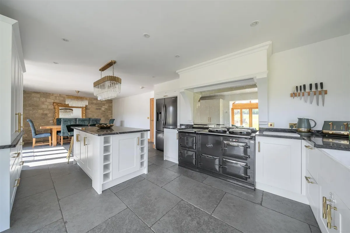 New Price / mid Kent