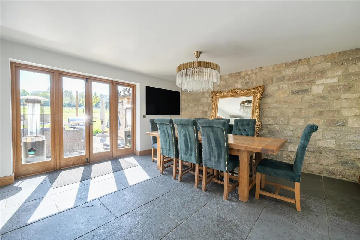 New Price / mid Kent