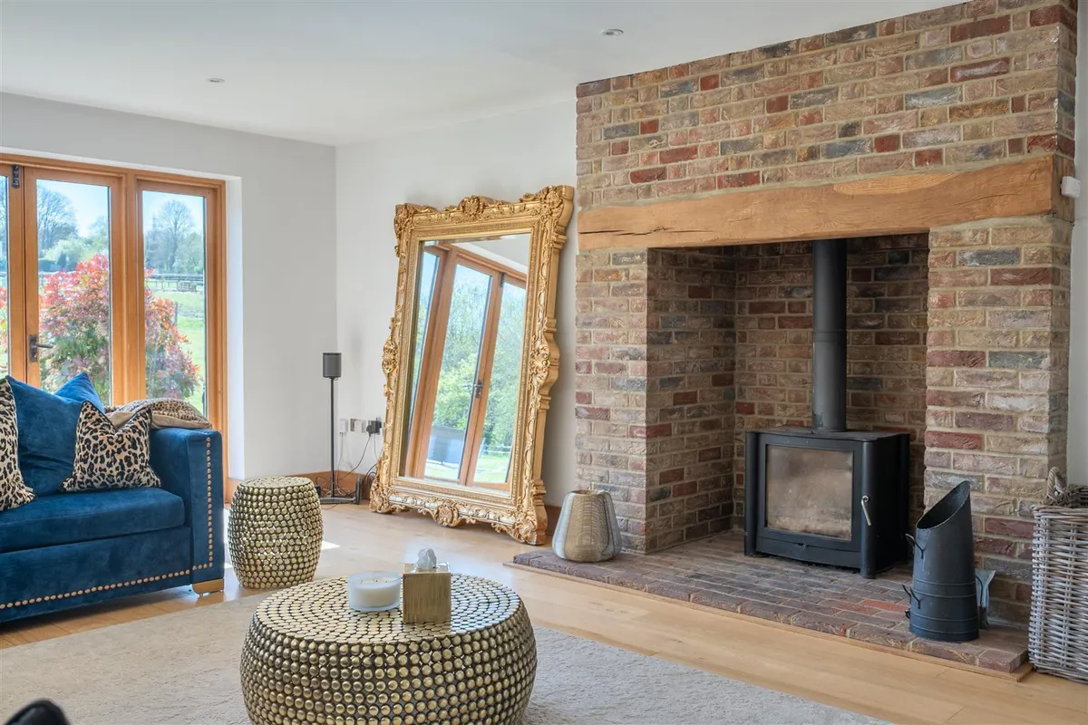 New Price / mid Kent