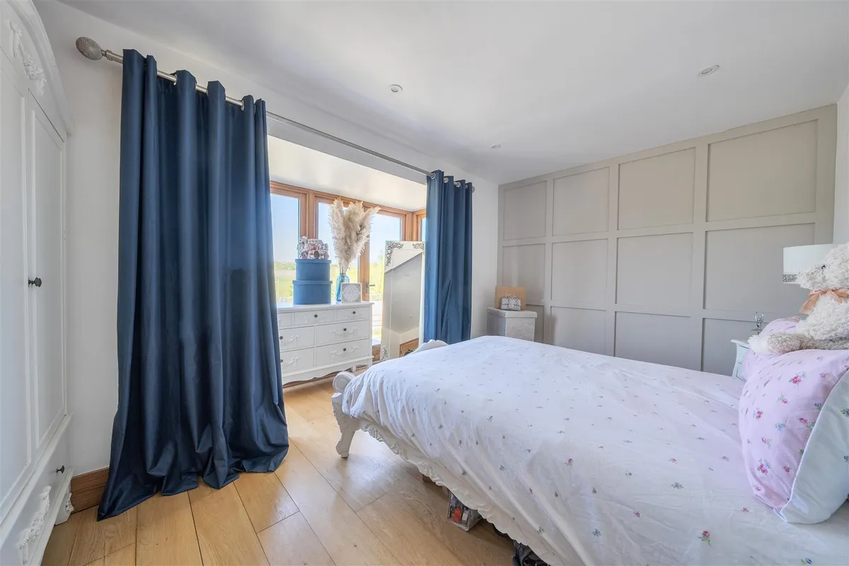 New Price / mid Kent