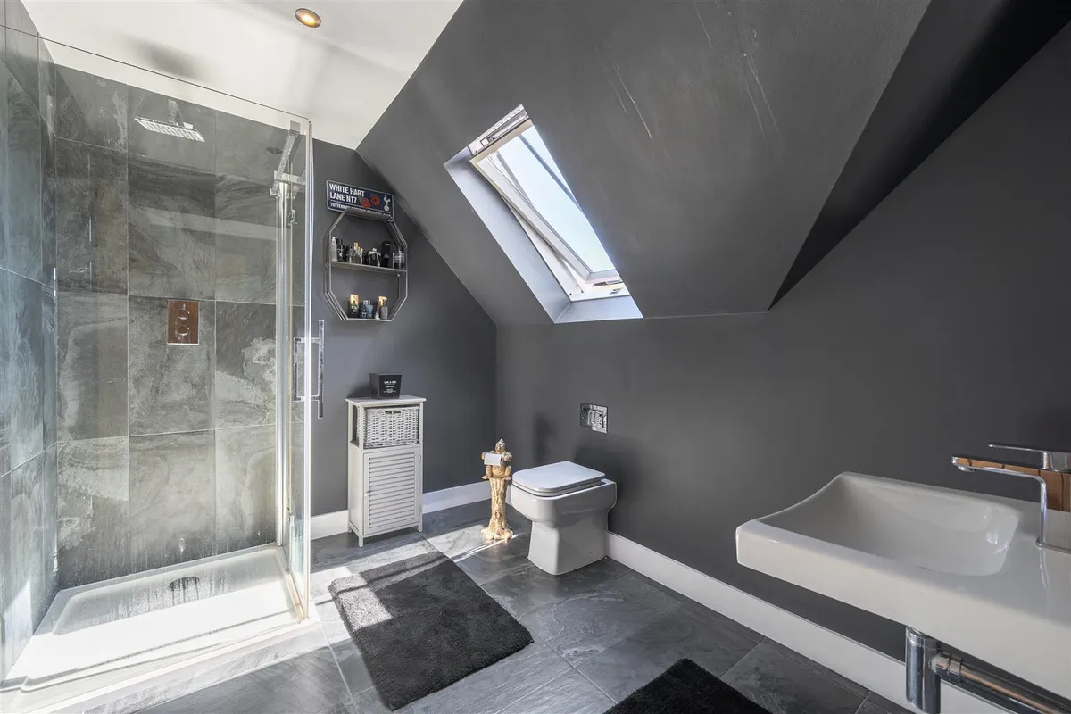 New Price / mid Kent