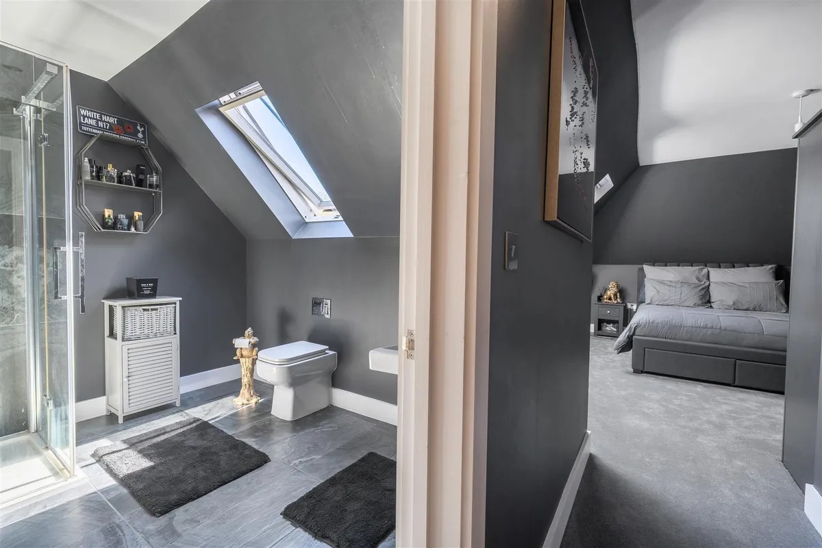 New Price / mid Kent