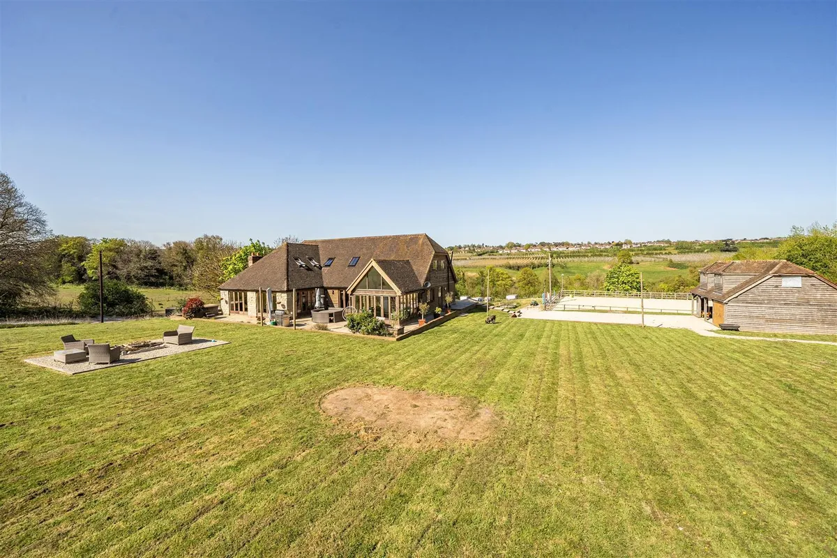 New Price / mid Kent