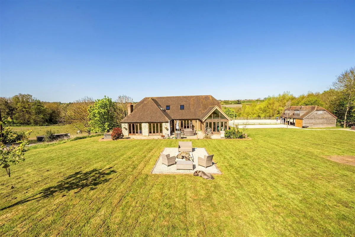 New Price / mid Kent