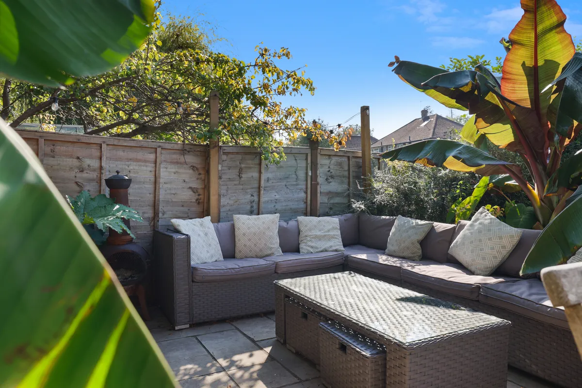 Balcombe Road, Horley, Surrey, RH6