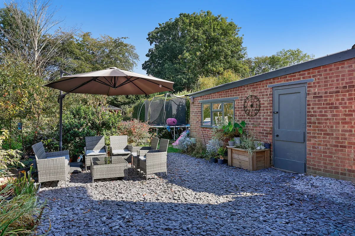 Balcombe Road, Horley, Surrey, RH6