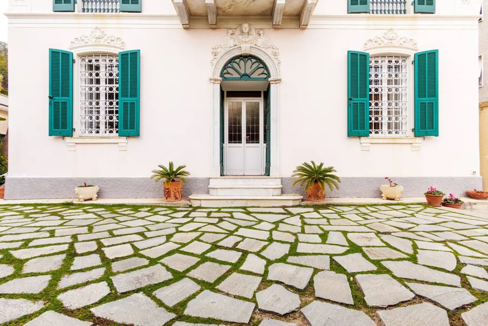 Via Giacomo Matteotti, Imperia, Liguria
