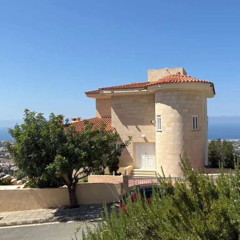 3 Bedroom villa with panoramic sea views + office room : Peyia, Paphos