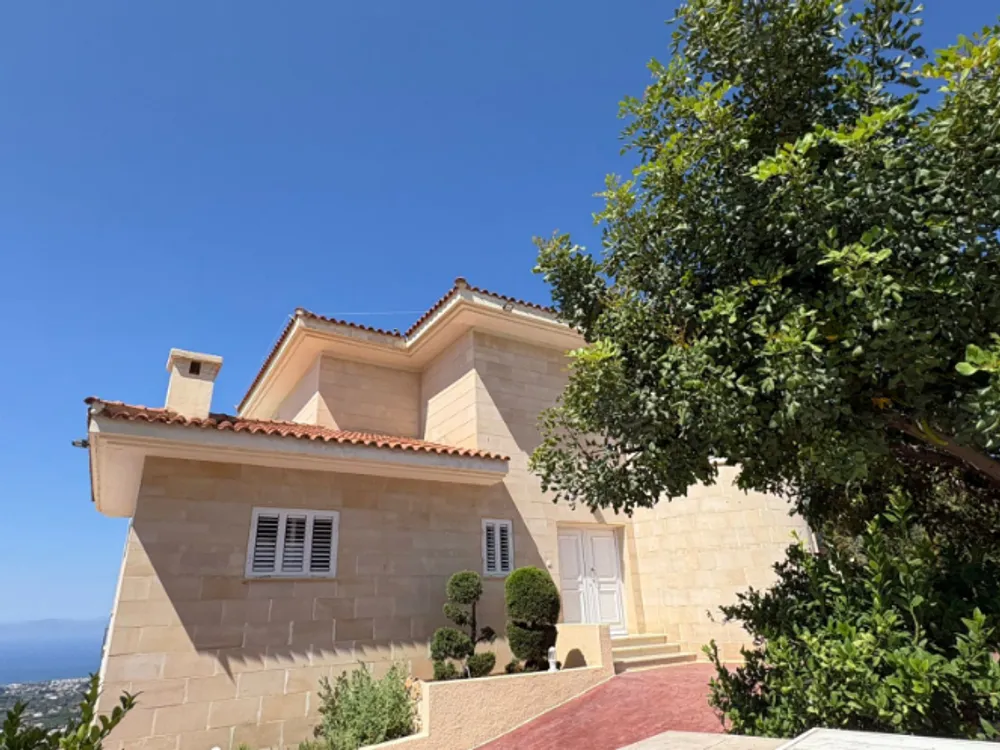 3 Bedroom villa with panoramic sea views + office room : Peyia, Paphos