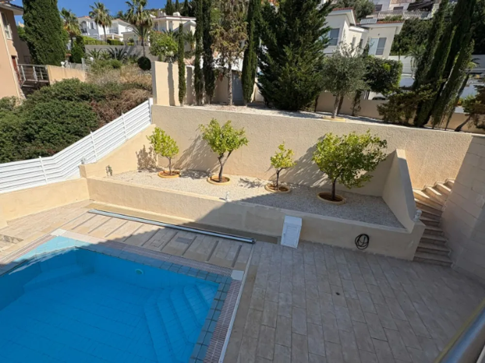 3 Bedroom villa with panoramic sea views + office room : Peyia, Paphos