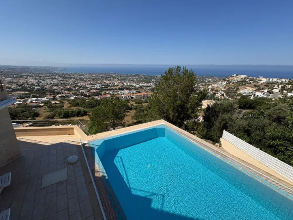 3 Bedroom villa with panoramic sea views + office room : Peyia, Paphos