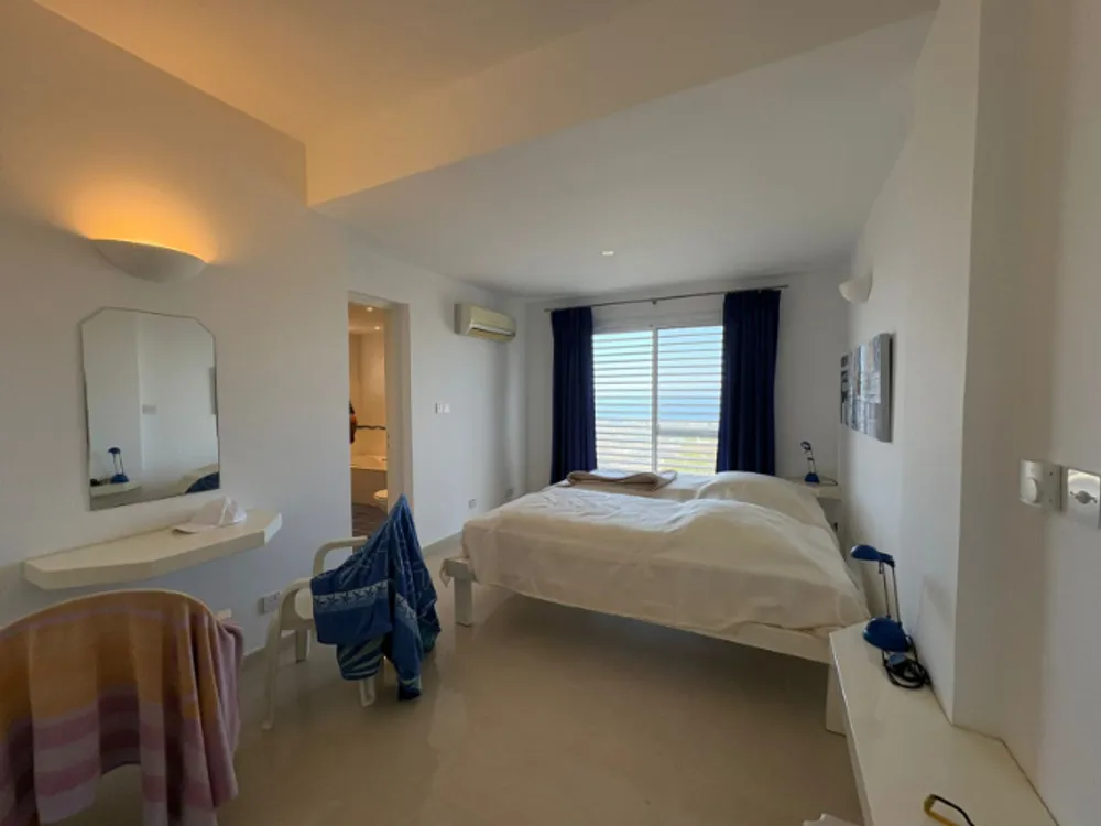 3 Bedroom villa with panoramic sea views + office room : Peyia, Paphos