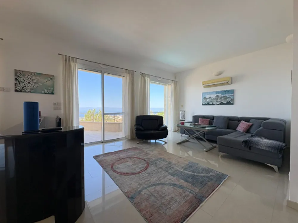 3 Bedroom villa with panoramic sea views + office room : Peyia, Paphos
