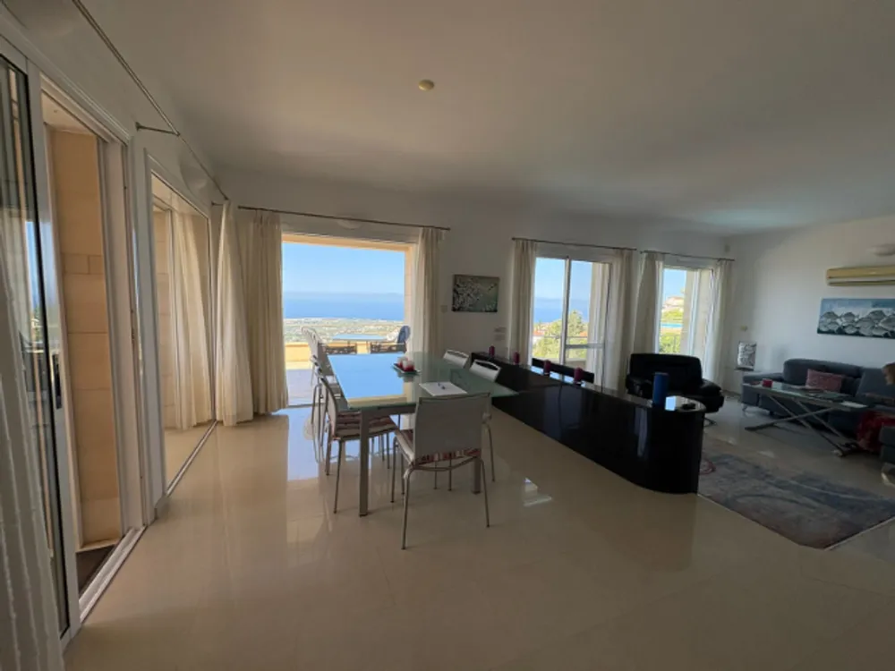 3 Bedroom villa with panoramic sea views + office room : Peyia, Paphos
