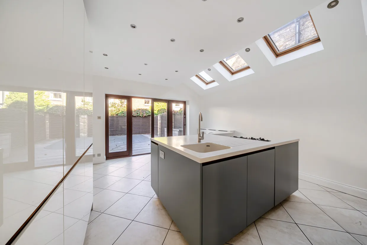 Devereux Road, Windsor, SL4 photo 8