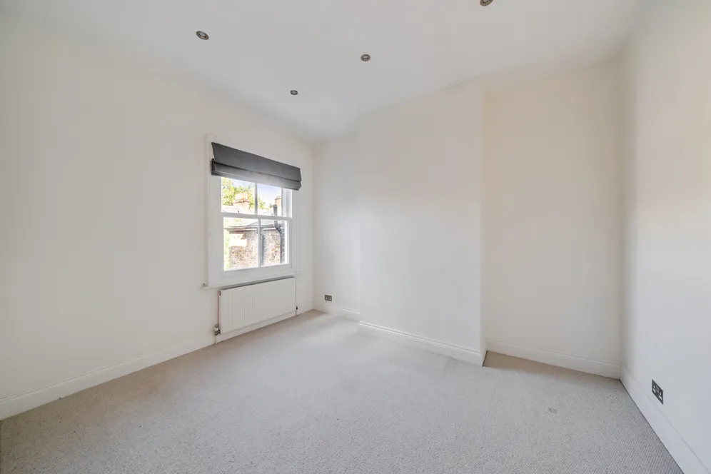 Devereux Road, Windsor, SL4 photo 11