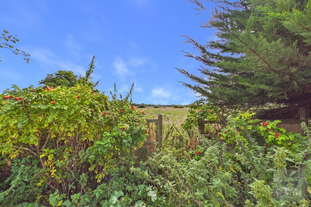 Lugs Lane, Broome Image 18