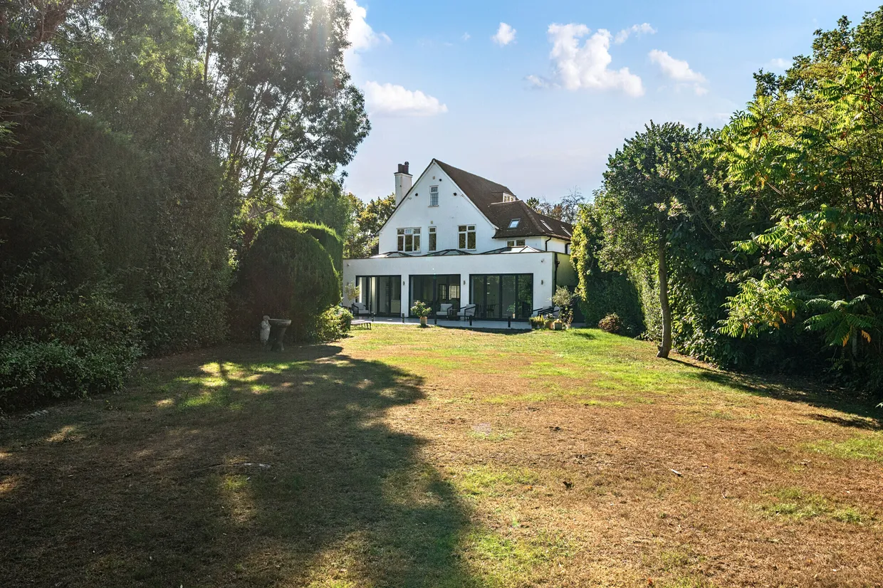 Orchehill Avenue, Gerrards Cross, SL9 photo 2