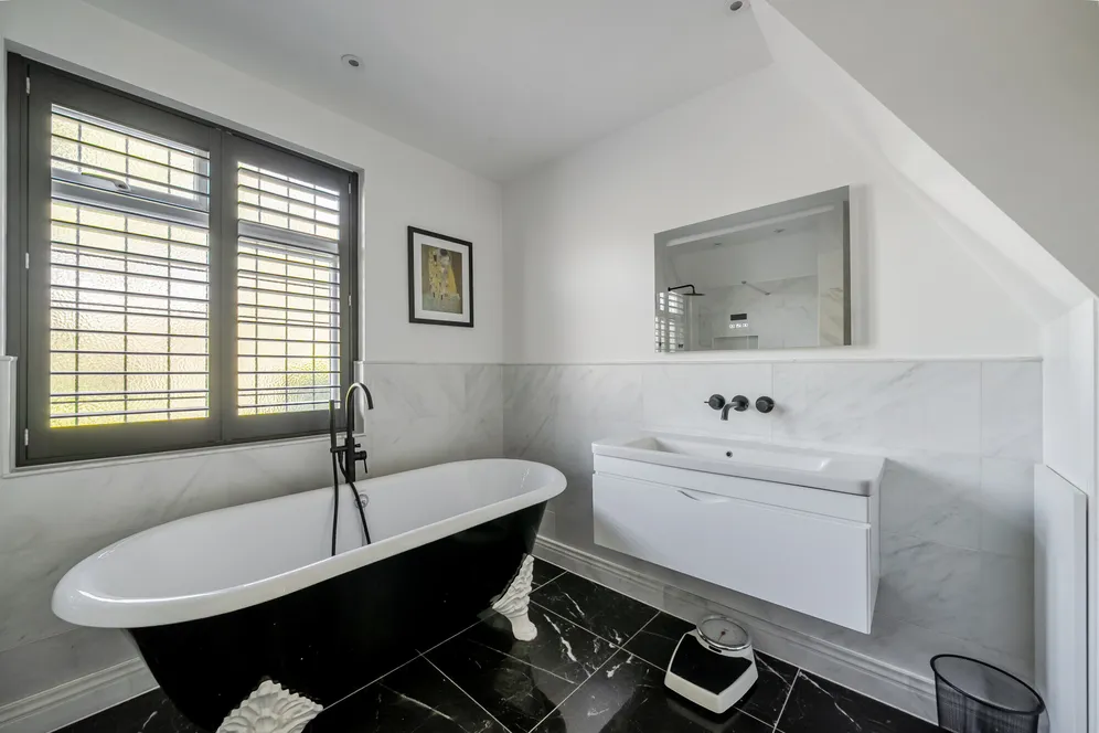 Orchehill Avenue, Gerrards Cross, SL9 photo 15