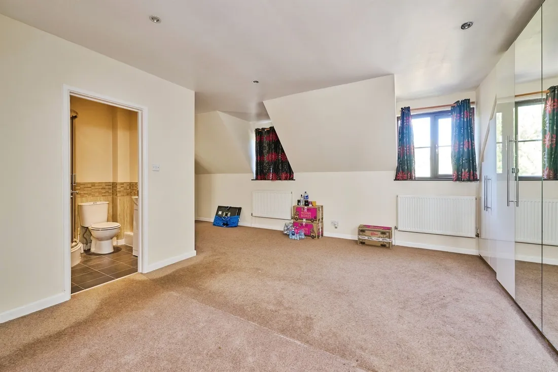 Property photo 12