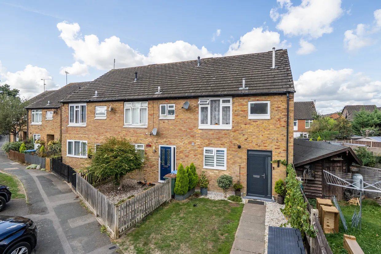 Serrin Way, Horsham, RH12 photo 1