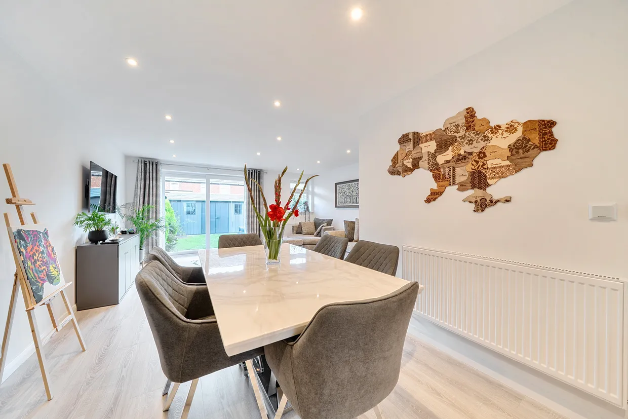Serrin Way, Horsham, RH12 photo 9