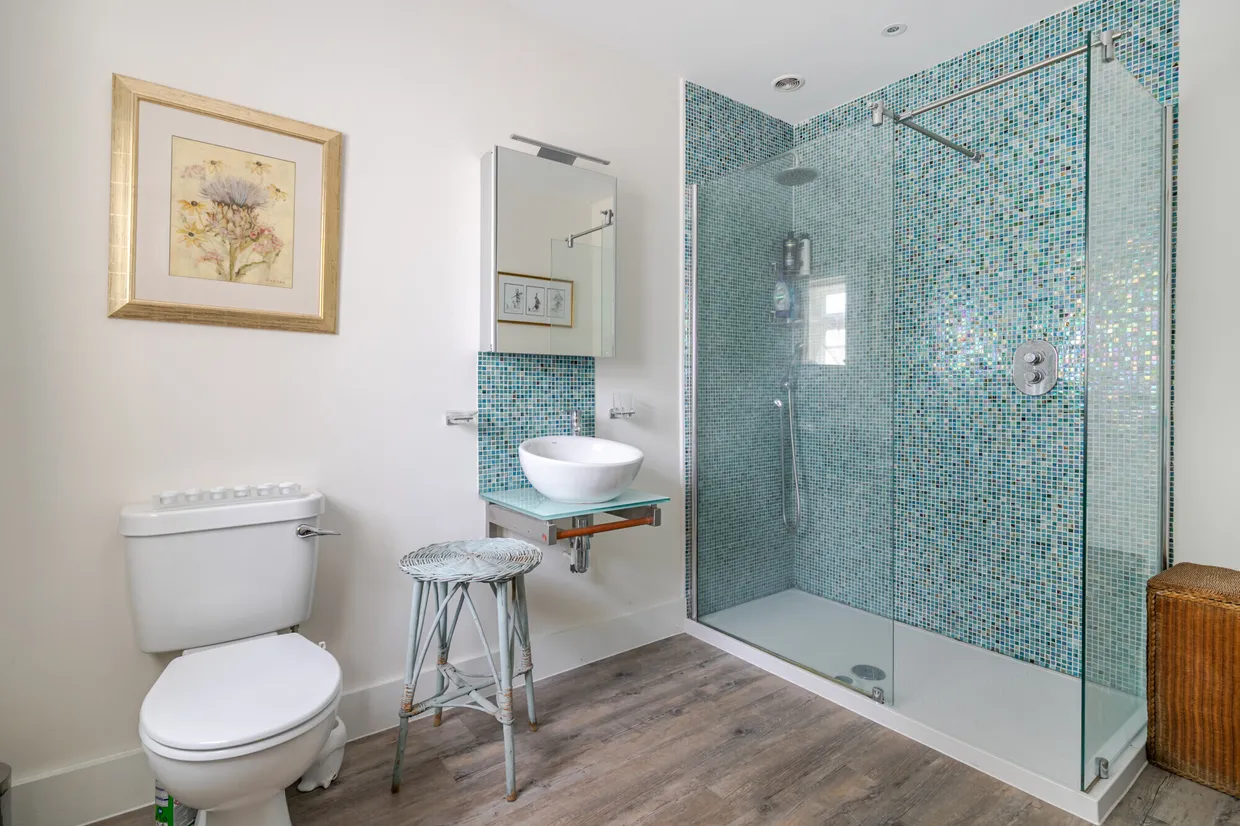 Longstreet, Pewsey, SN9 photo 9