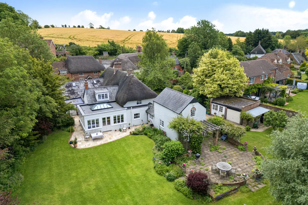 Longstreet, Pewsey, SN9 photo 10
