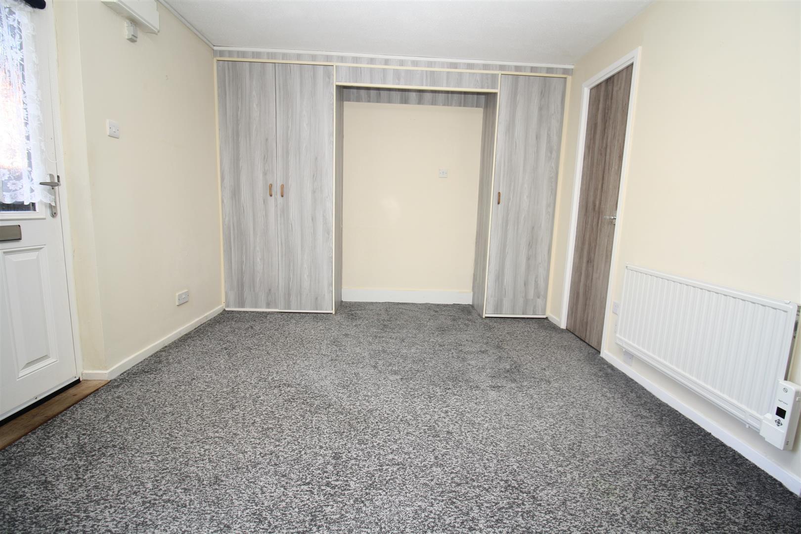 Pettingrew Close, Walnut Tree, Milton Keynes Image 4