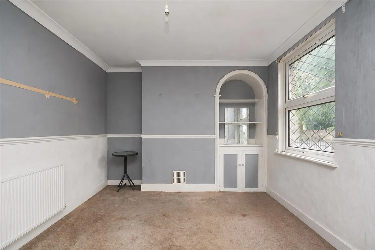 Two Waters Road, Apsley, Hemel Hempstead, Hertfordshire, HP3 9BZ