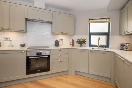 Claremont Road, Teddington, TW11