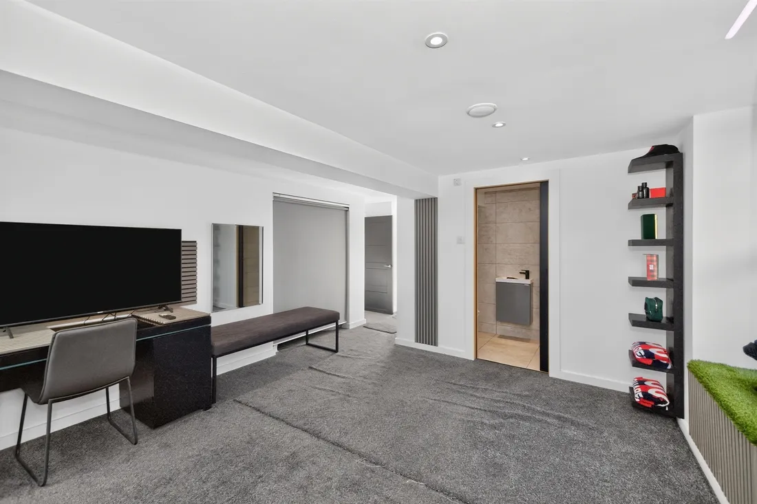 Property photo 13