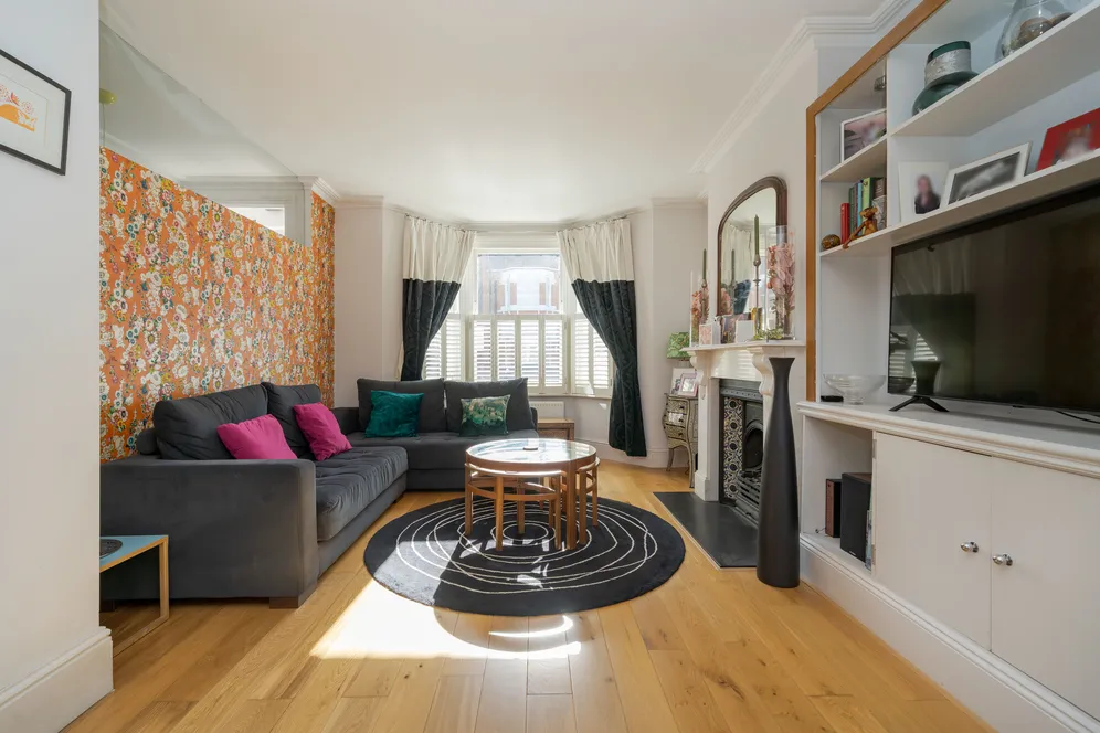 Queensmill Road, London, SW6 photo 3