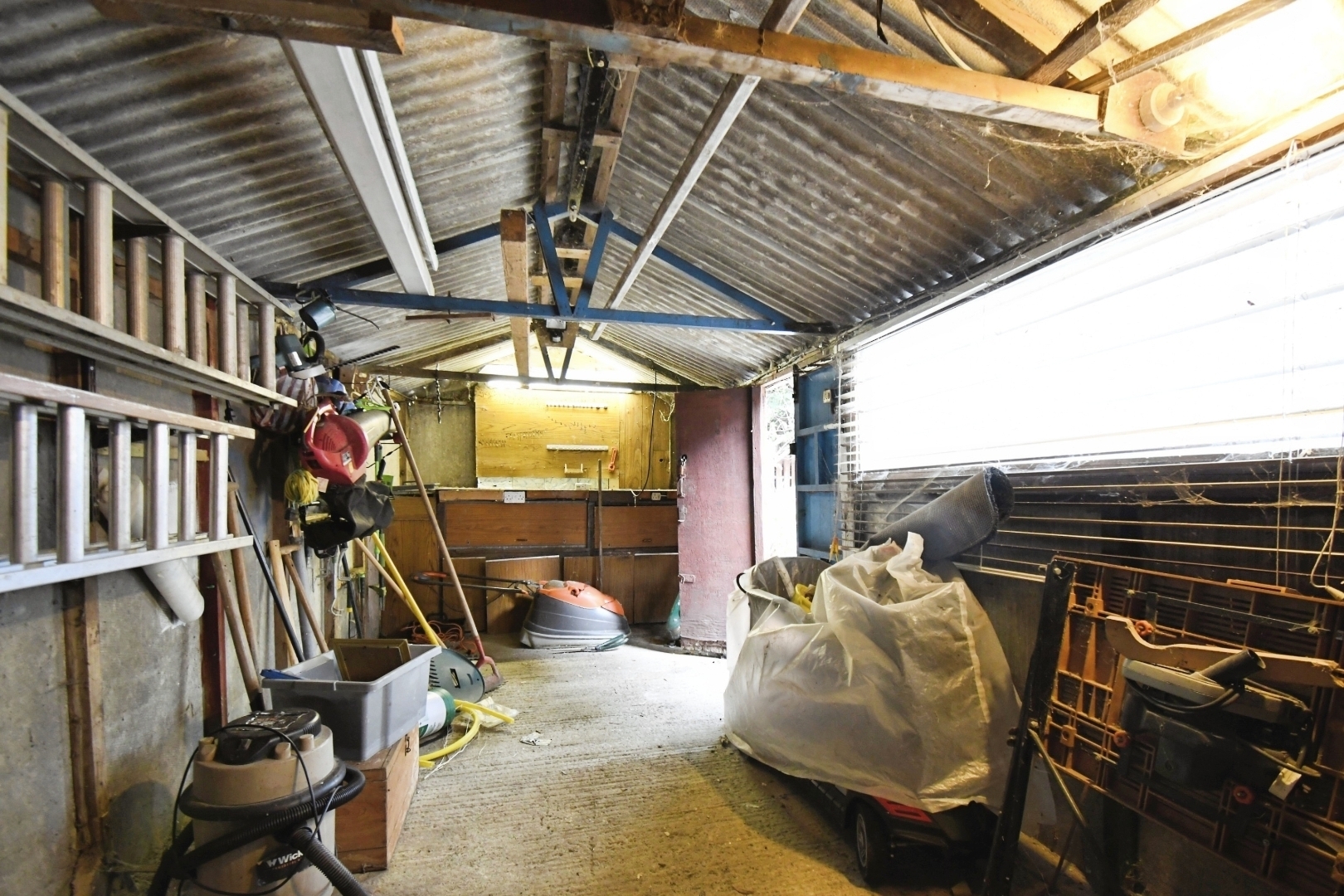 Annandale Road, Hull Image 22