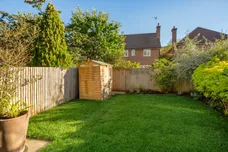 Nower Close East, Dorking, RH4 photo 11