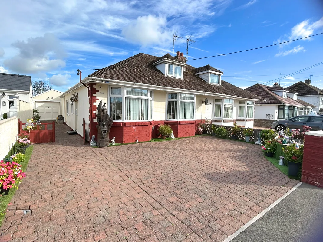 NEWTON NOTTAGE ROAD, PORTHCAWL, CF36 5EA