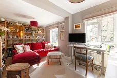 Stoatley Rise, Haslemere, GU27 photo 4