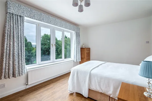 Macclesfield Road, Prestbury, SK10 photo 14