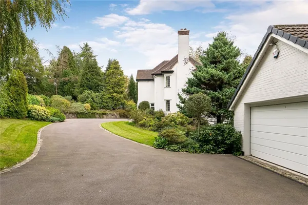 Macclesfield Road, Prestbury, SK10 photo 21
