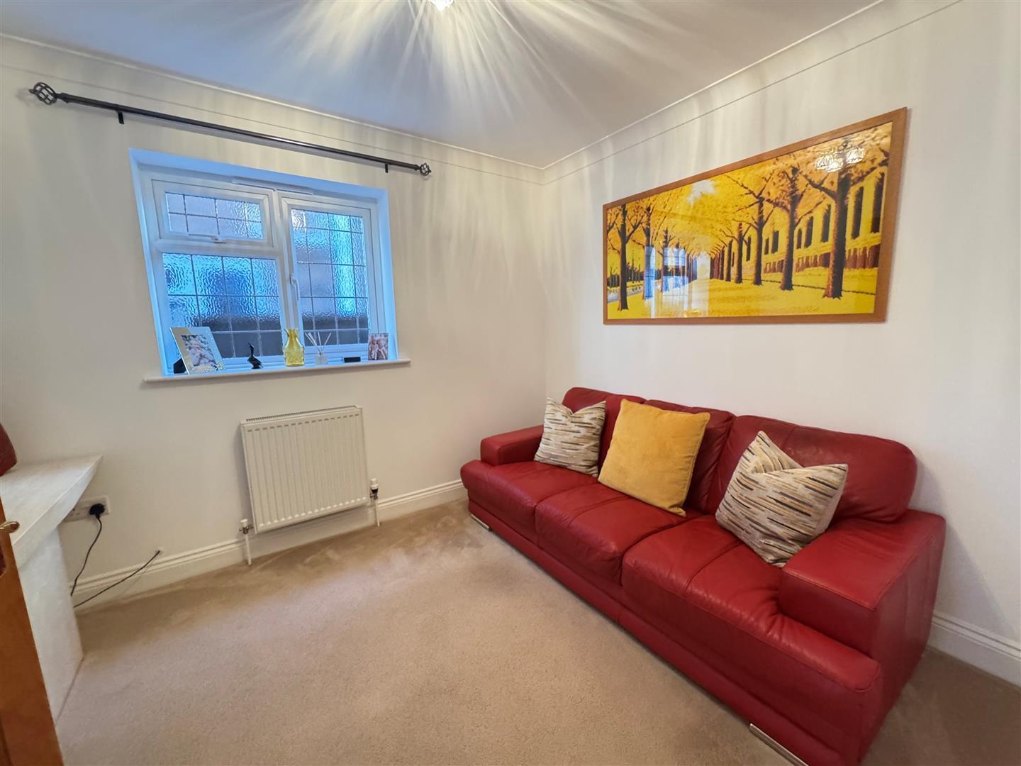 High Elms Road, Hullbridge, Hockley Image 7