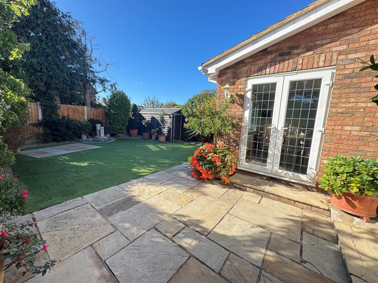 High Elms Road, Hullbridge, Hockley Image 18