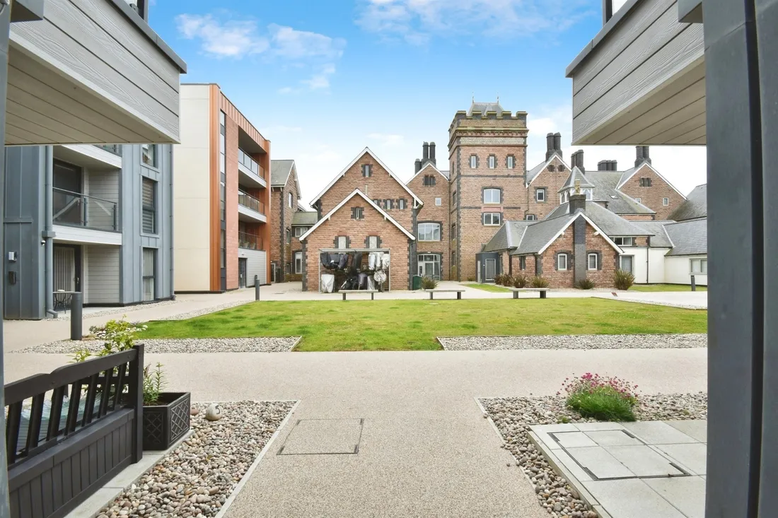 Property photo 9