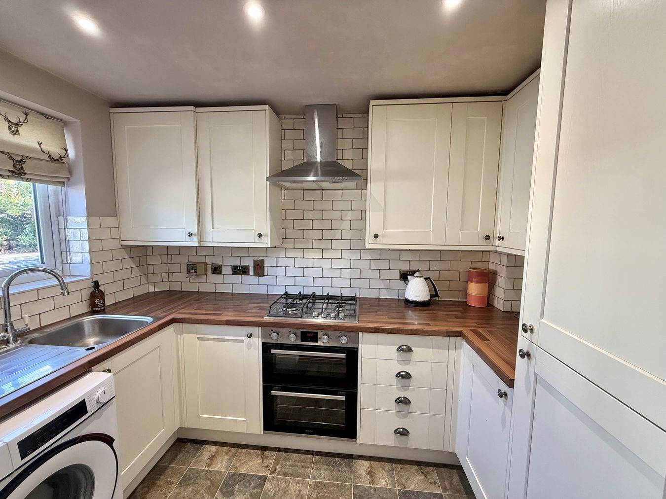 Lincolnshire Gardens, Warfield, RG42 Image 4