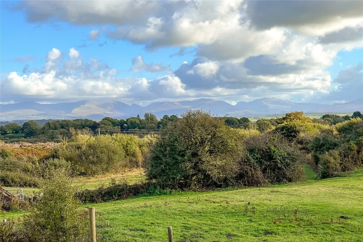 Llanbedrgoch, Anglesey, LL76
