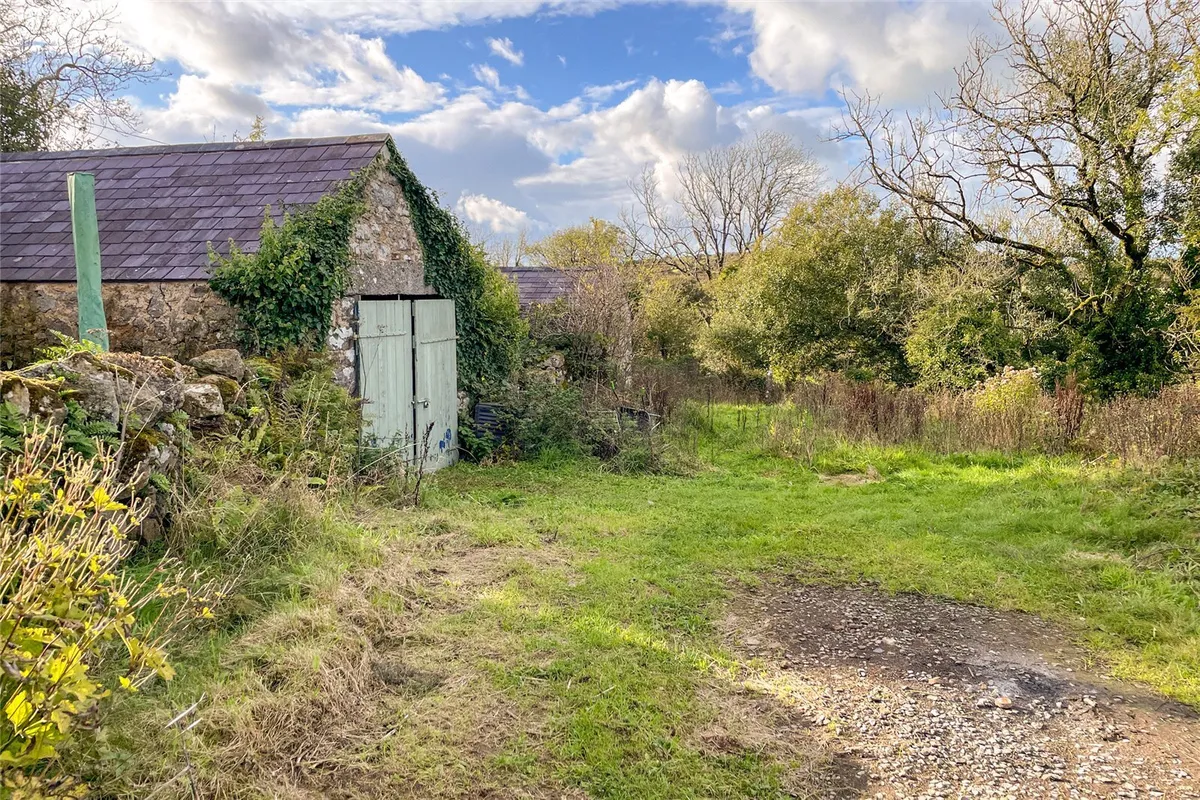 Llanbedrgoch, Anglesey, LL76